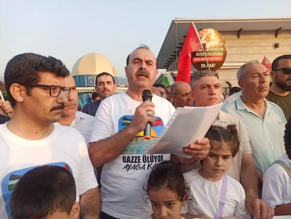 Osmaniye'de, Filistin'e destek konvoyu düzenlendi