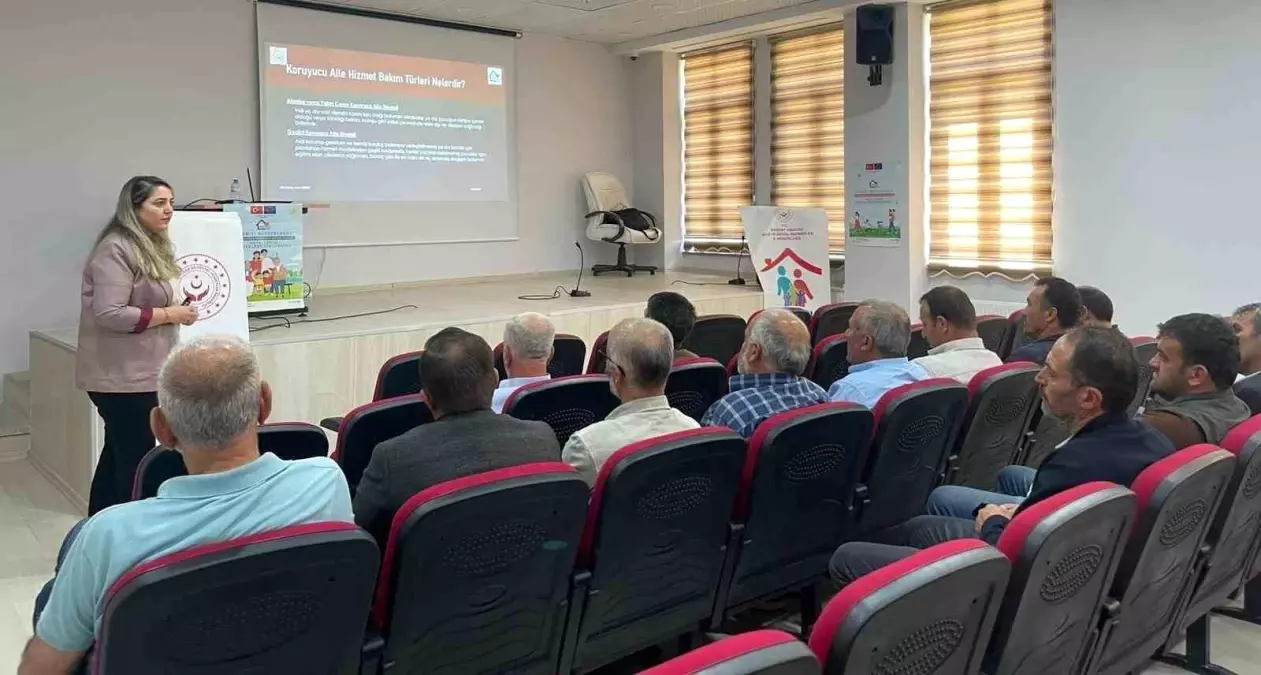 Aydıntepe'de Muhtarlara Eğitim Verildi