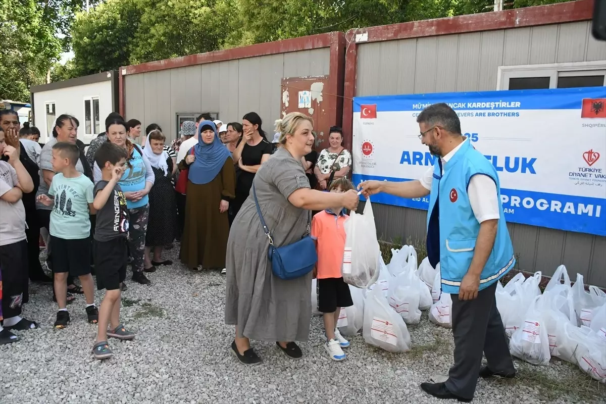 TDV'den Arnavutluk'ta Kurban Yardımı