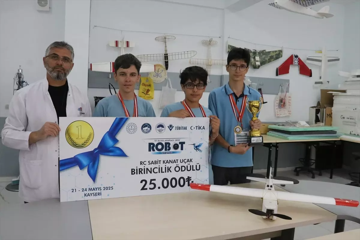 Malatya Fen Lisesi'nden Başarı: İnsansız Hava Aracı İle Birincilik