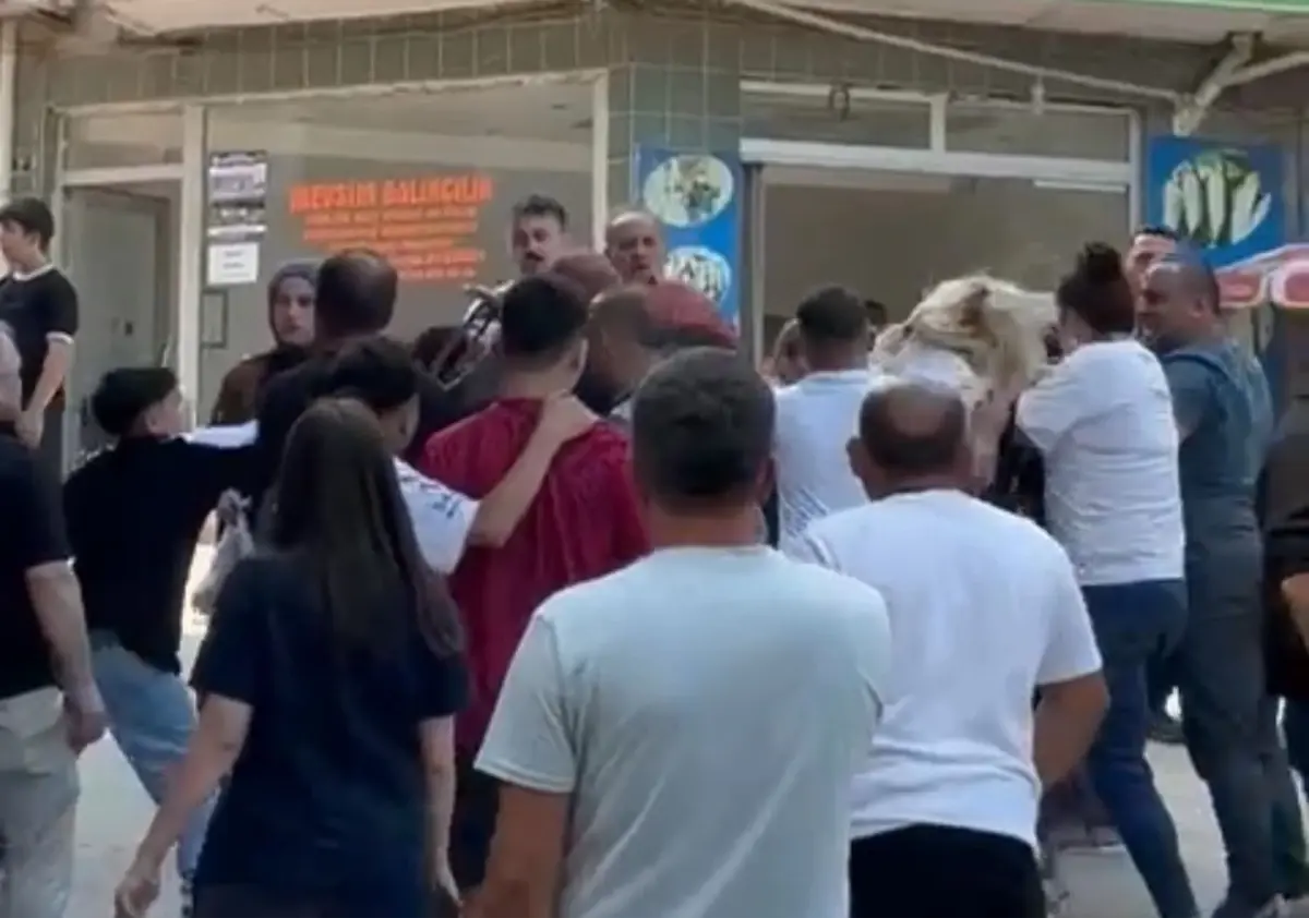 Ordu'da Boşanan Çift ve Yakınları Sokakta Kavga Etti