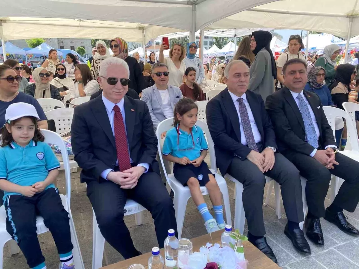 Beyazıt'ta Çocuklar İçin Eğitim Şenliği