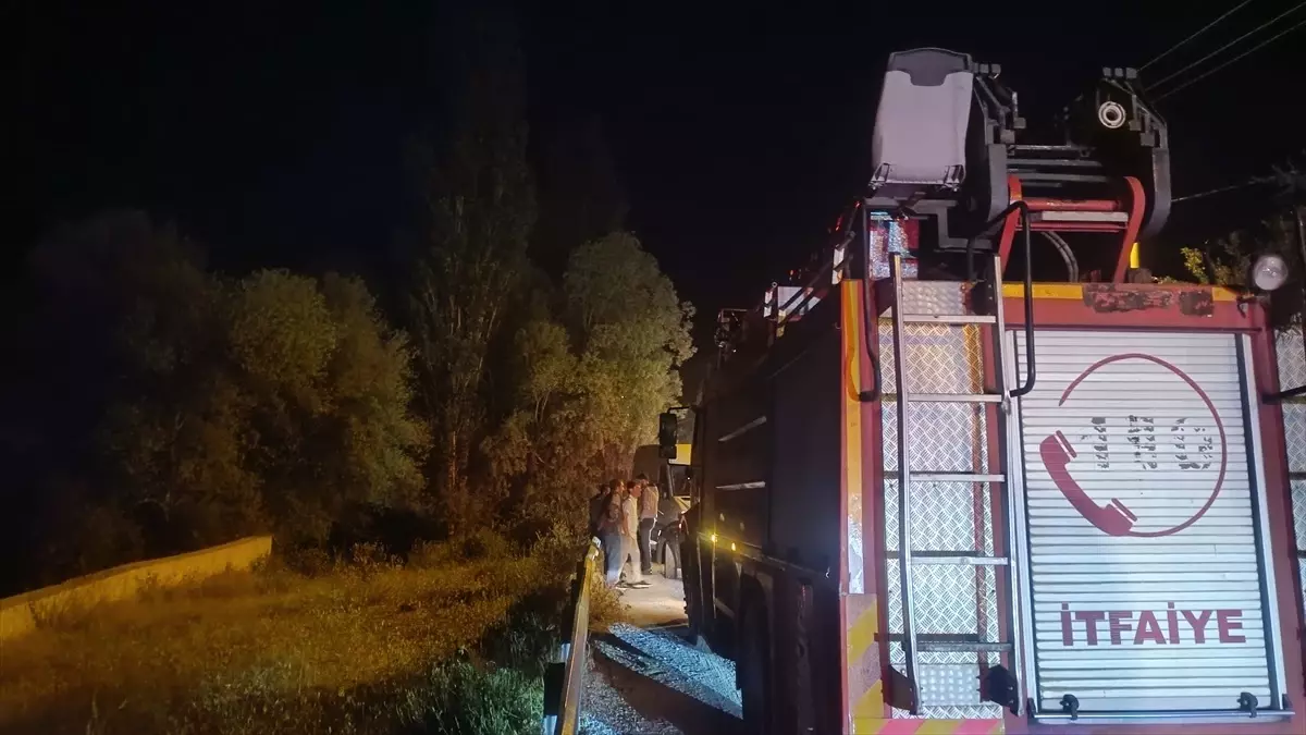 Müküs Çayı'na Düşen Genç Kız Hayatını Kaybetti