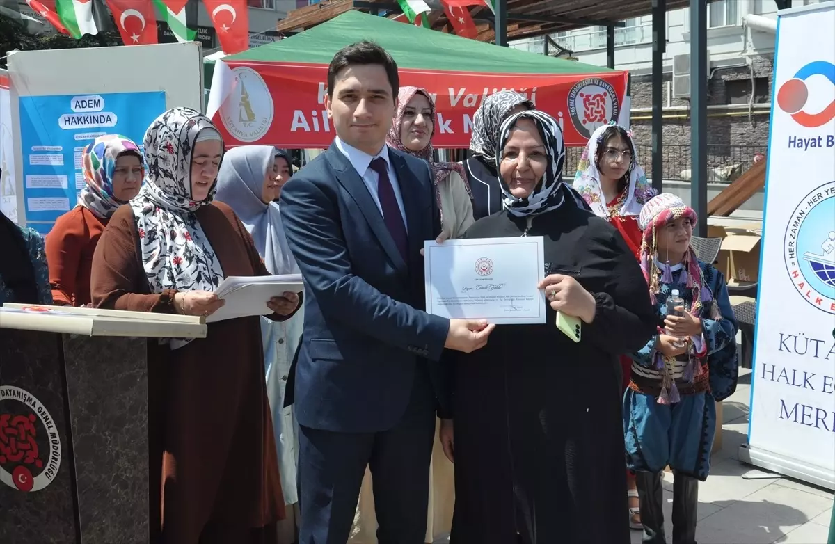 Kütahya'da ADEM Sergisi Açıldı