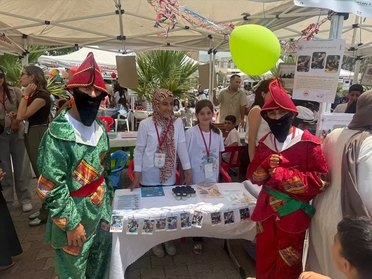 Güçlükonak'ta Bilim Şenliği Düzenlendi