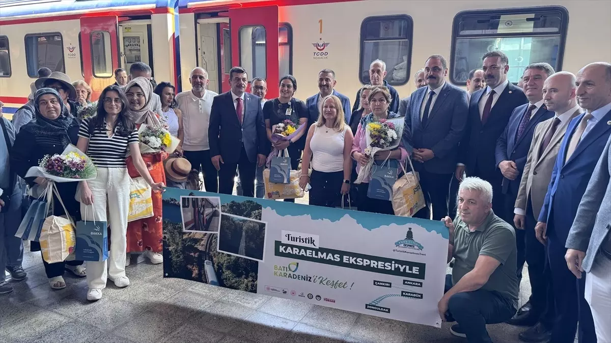Karaelmas Ekspresi Zonguldak'a Ulaşım Sağladı