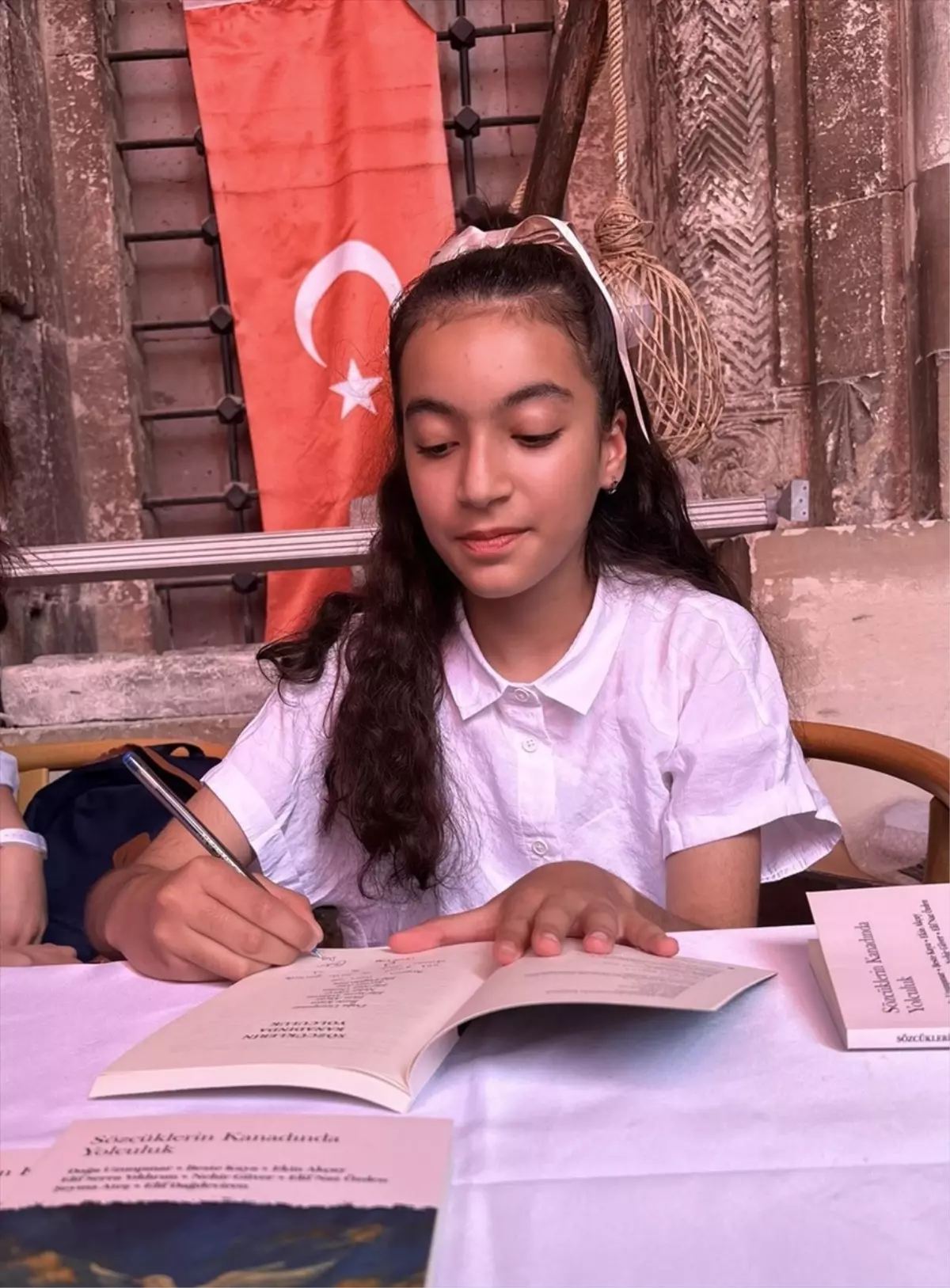Yaratıcı Yazarlık Atölyesi Kitaplarını Tanıttı