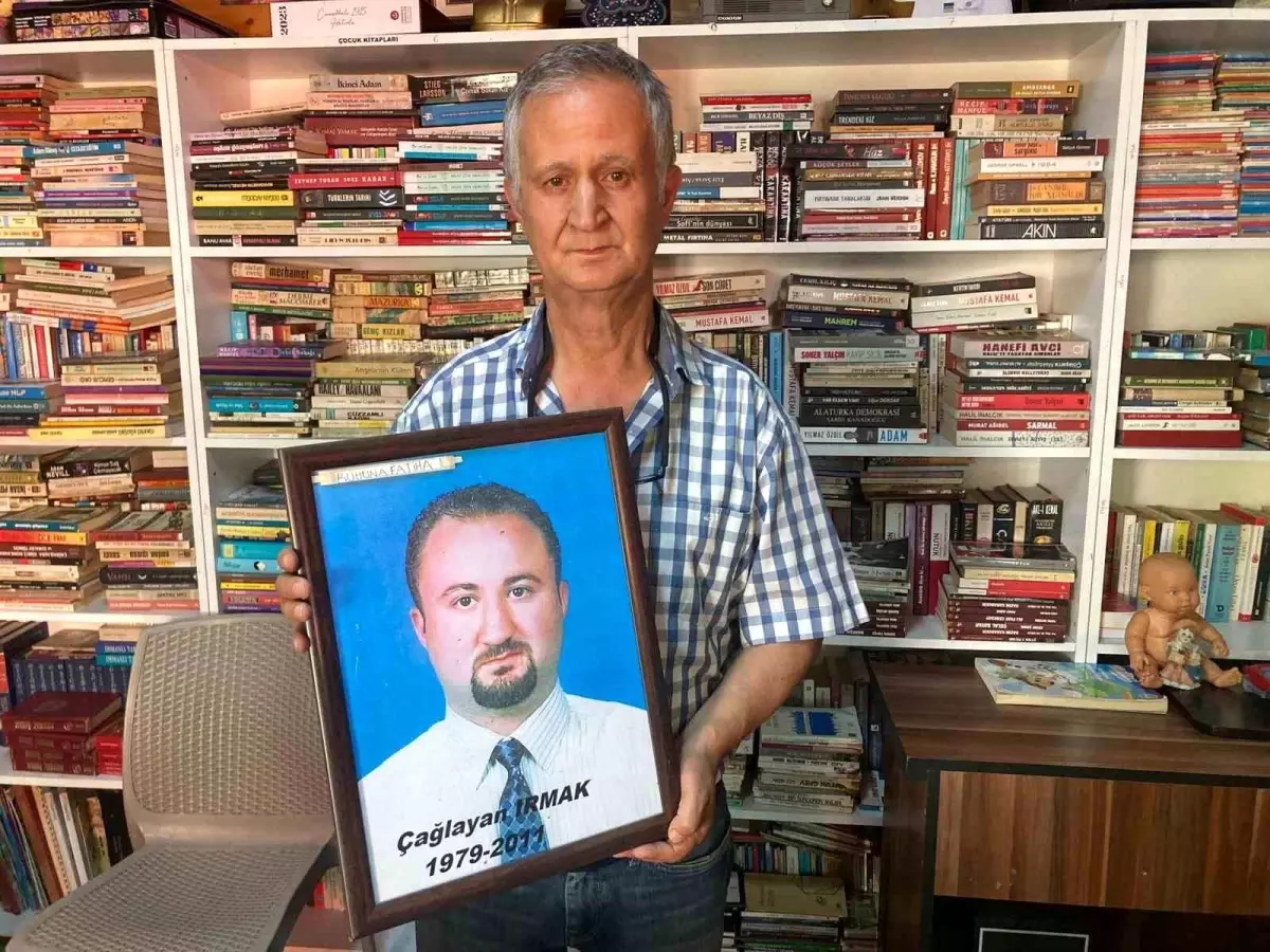 Oğlunun Anısına 14 Kütüphane