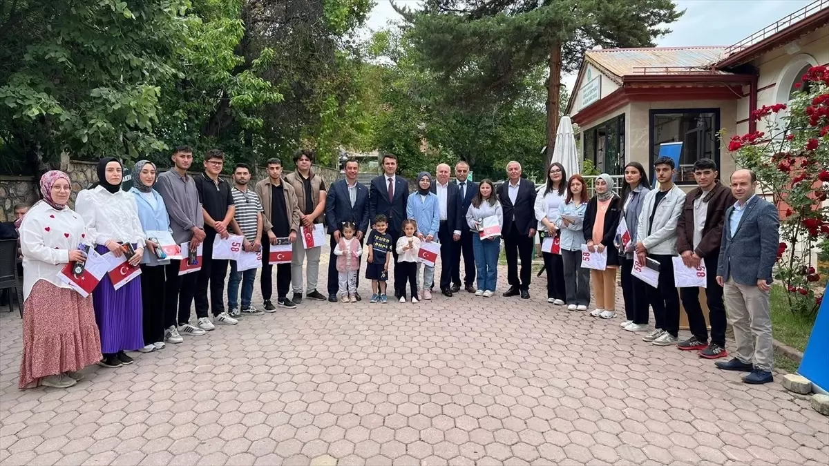 Öğrencilere Moral Kahvaltısı