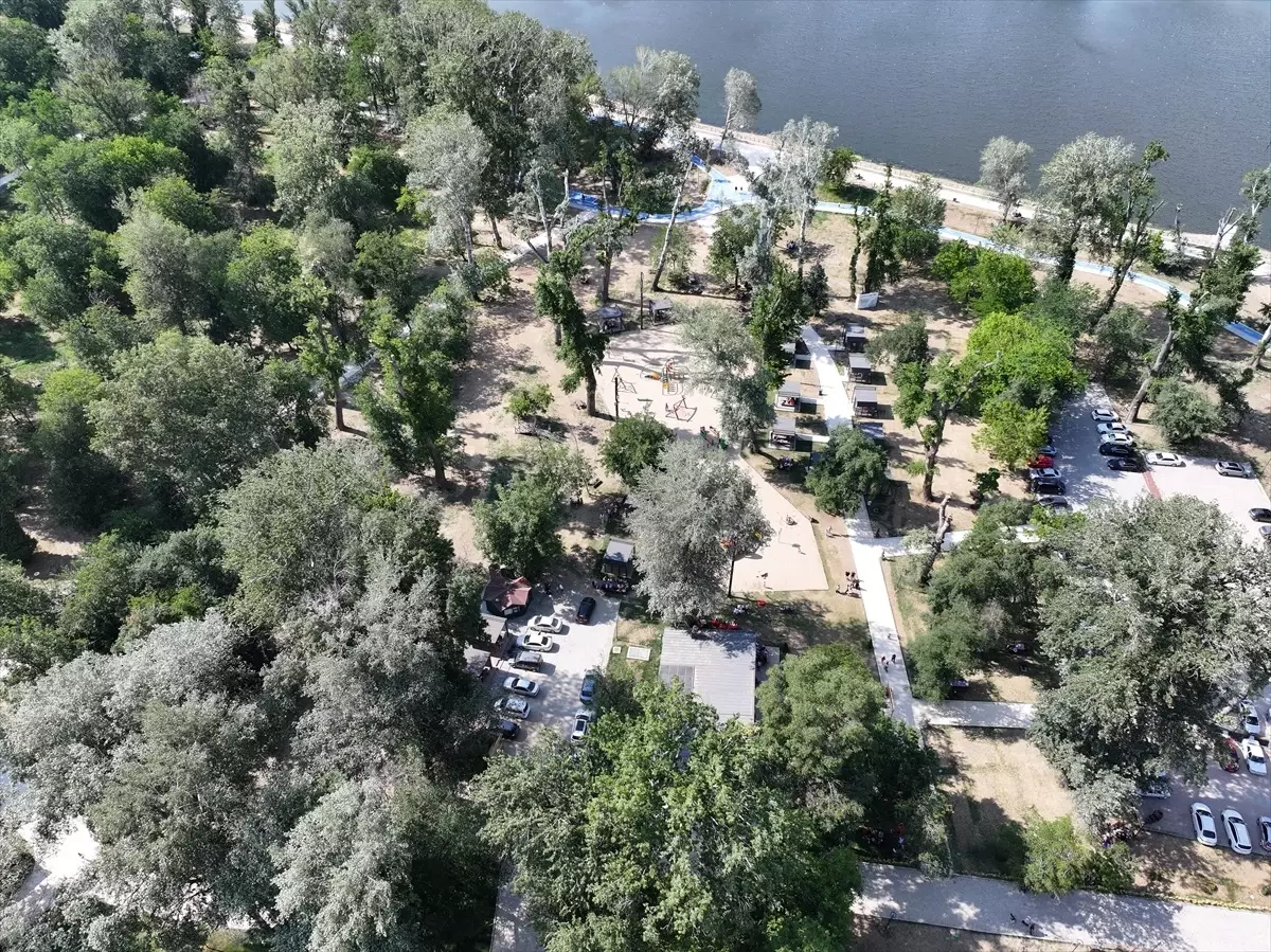Edirne'de Söğütlük Millet Bahçesi Memnuniyet Getirdi