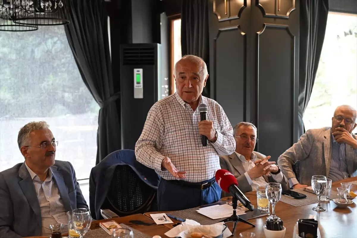 Çiçek: Demokrasi Herkesin Sorumluluğu