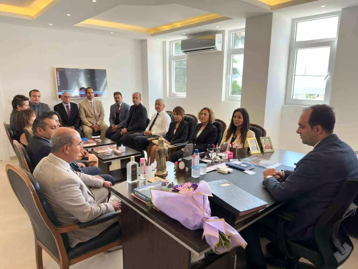 Datça'da Eğitim Yöneticilerine Başarı Belgeleri