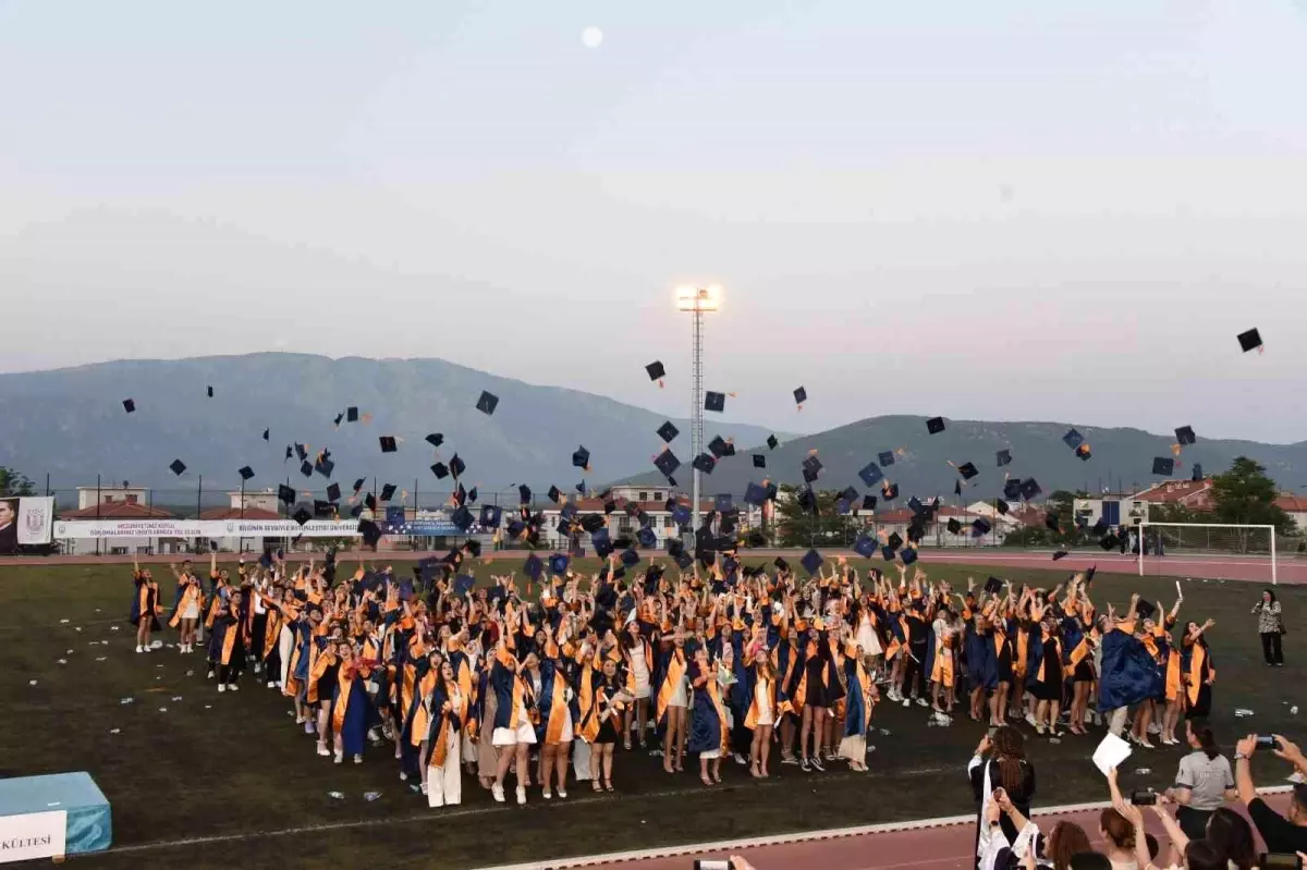 MSKÜ Mezuniyet Töreni Coşkuyla Gerçekleşti