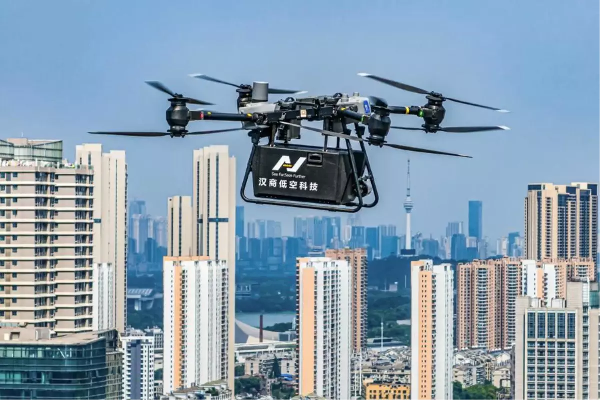 Wuhan'da Yeni Drone Rotaları Faaliyete Geçti