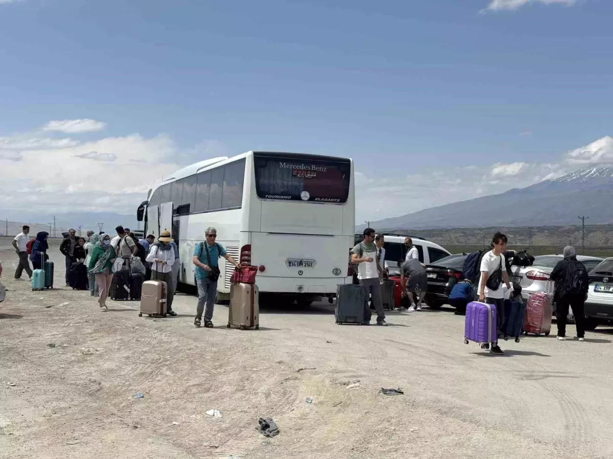 İran-İsrail Gerilimi Turistleri Türkiye'ye Yönlendiriyor