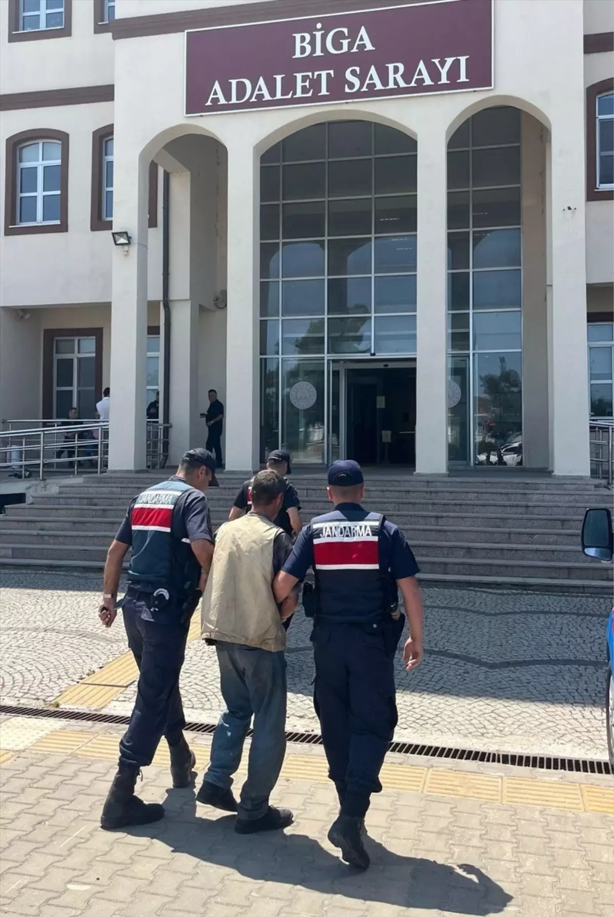 Biga'da Kenevir Operasyonu: 1 Tutuklama