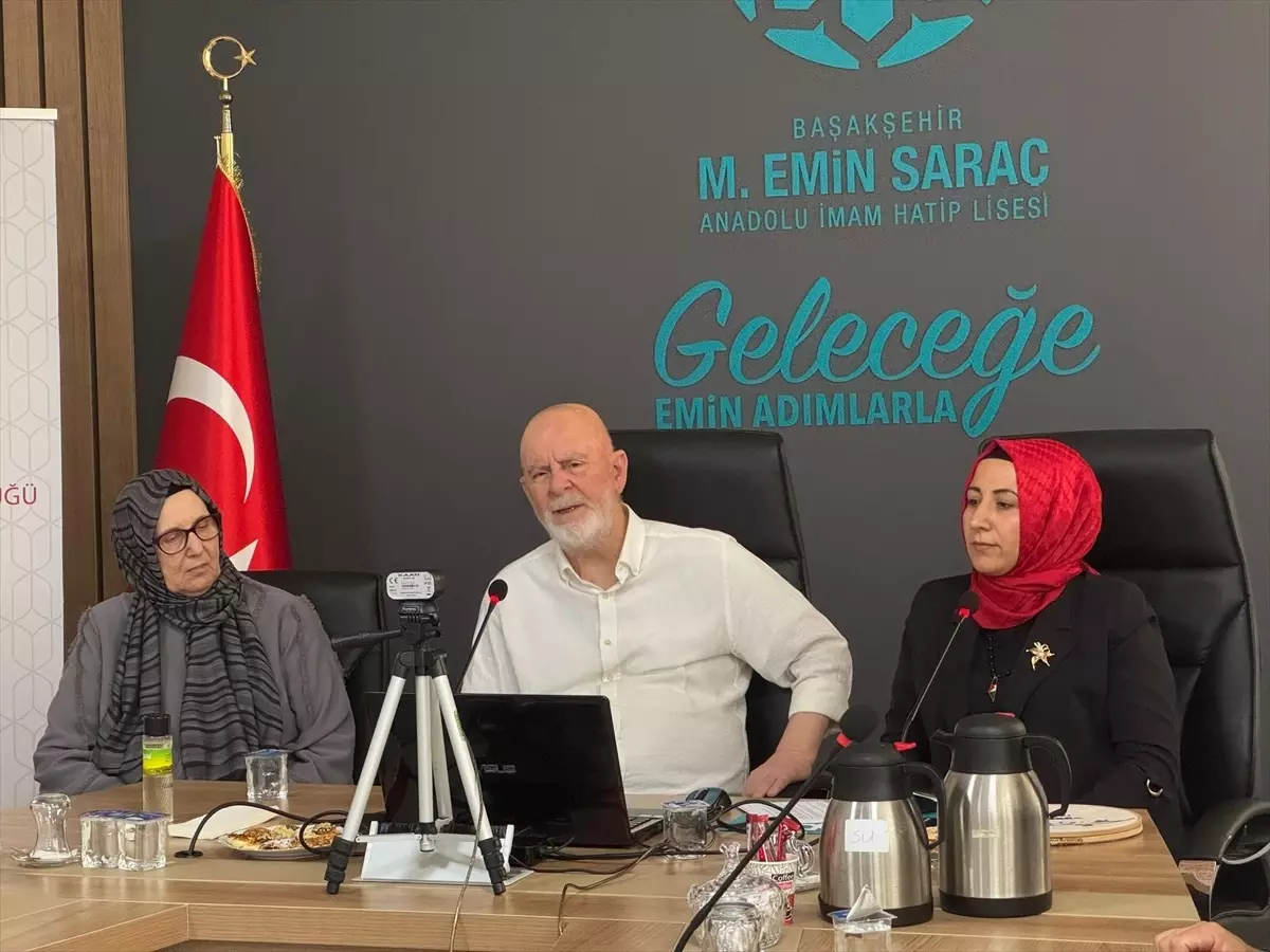 Mustafa Kutlu'dan Öğretmenlere Fikir Dersi