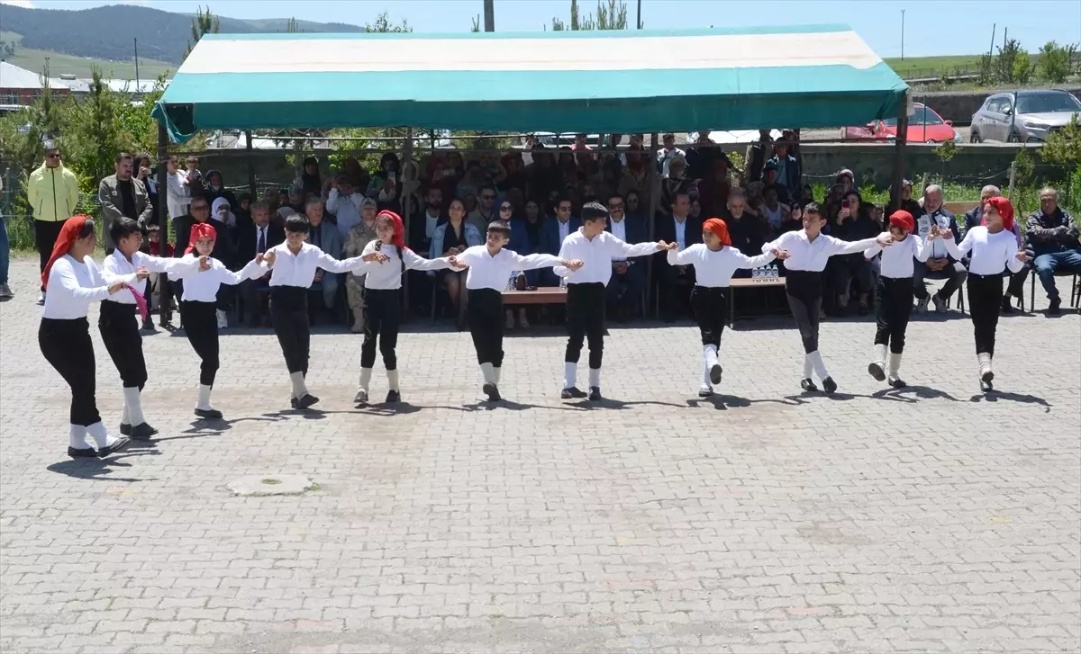 Alisofu Köyü'nde Mezuniyet Töreni