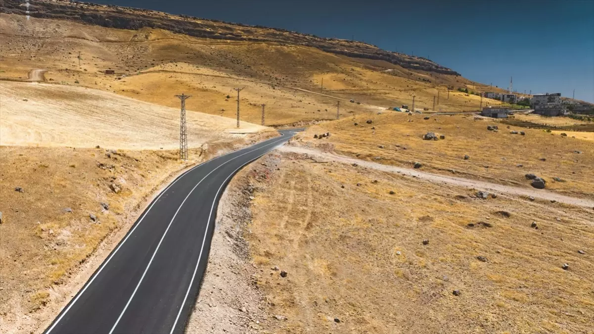 Mor Kiryakus Manastırı Yolu Asfaltlandı