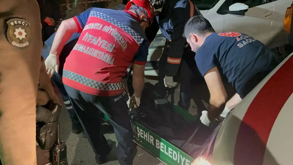 Karasu'da Trafik Kazası: 50 Yaşındaki Kadın Hayatını Kaybetti