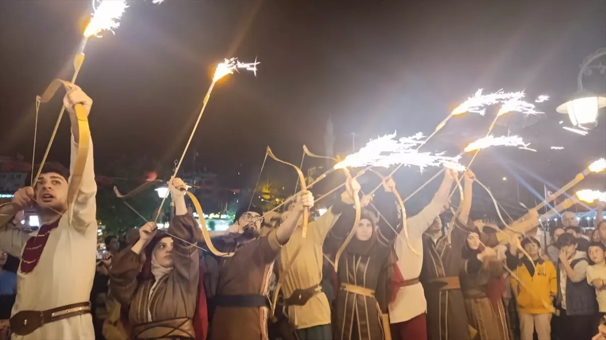 Amasya'da Geleneksel Türk Okçuluk Gösterisi