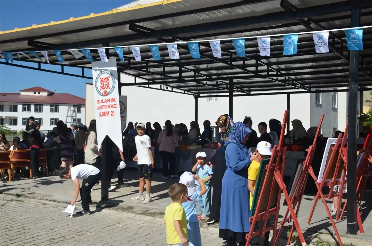 Bulanık'ta Çocuk Şenliği Eğlenceleri