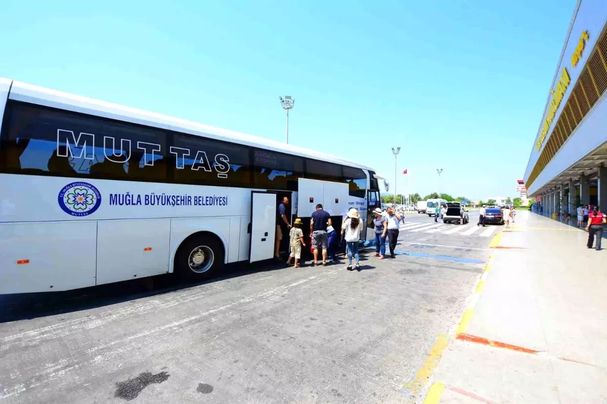 Muğla'da Havalimanı Taşımacılığı Seferleri Artıyor