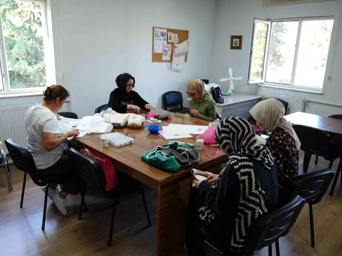 Düzce Belediyesi'nin BELMEK Kursları: Hem Meslek Hem Hobi Edinme Fırsatı