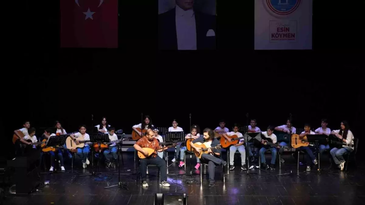 Maltepe Belediyesi'nden Yıl Sonu Kültür ve Sanat Gösterisi