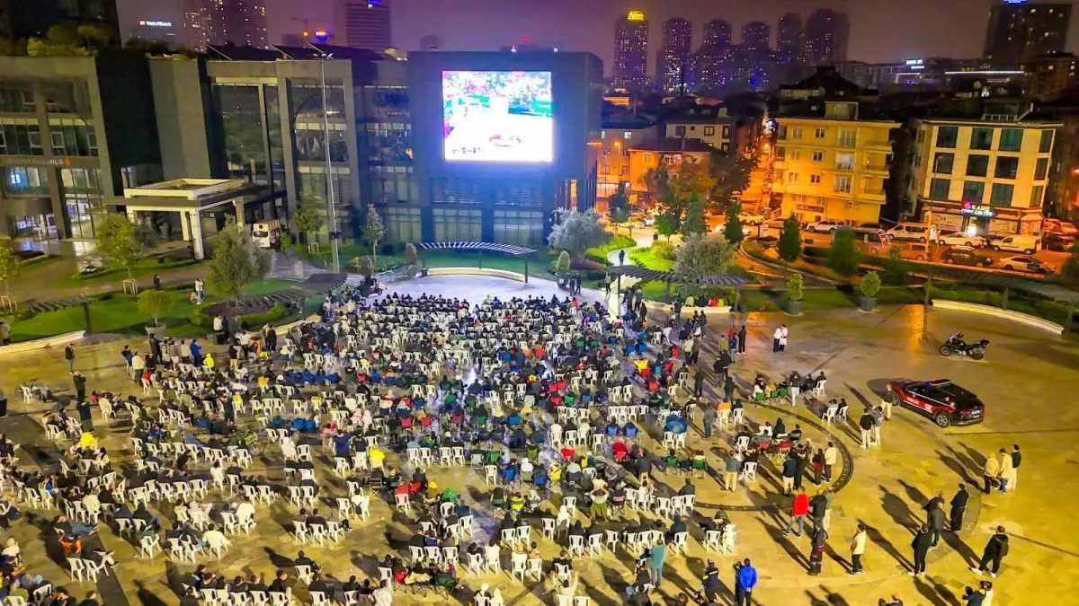 Ümraniye Belediye Meydanı: Yeni Buluşma Noktası