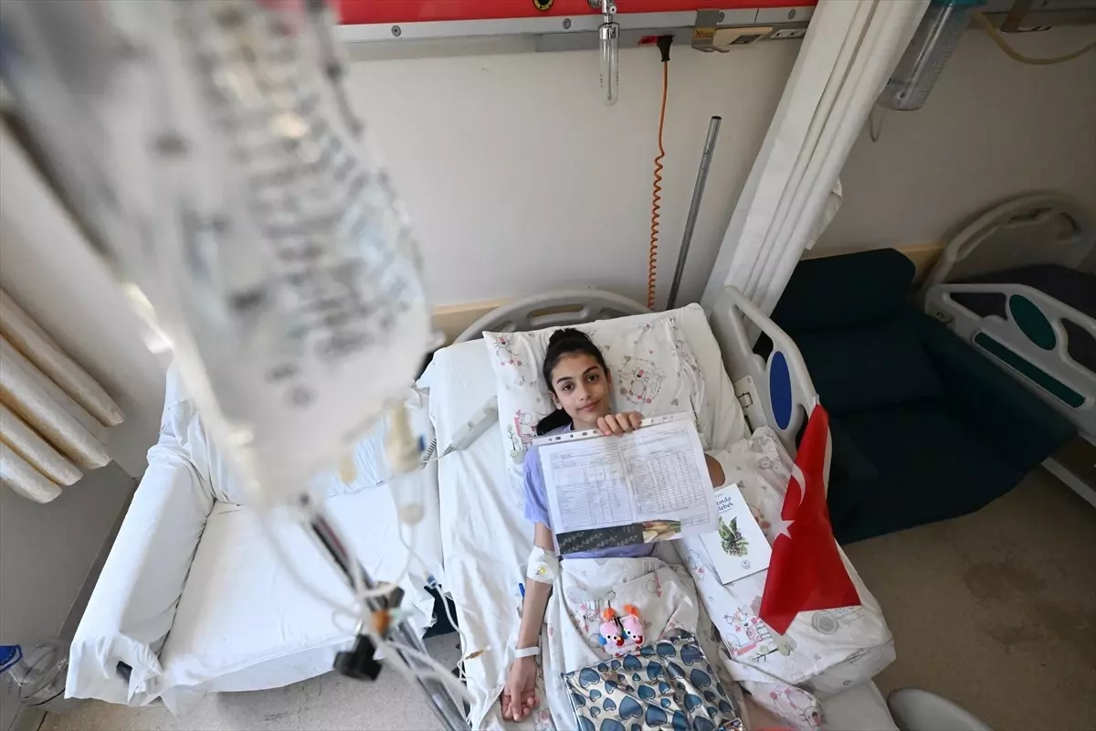 Düzce'de Gönüllülerden Hastane Ziyareti