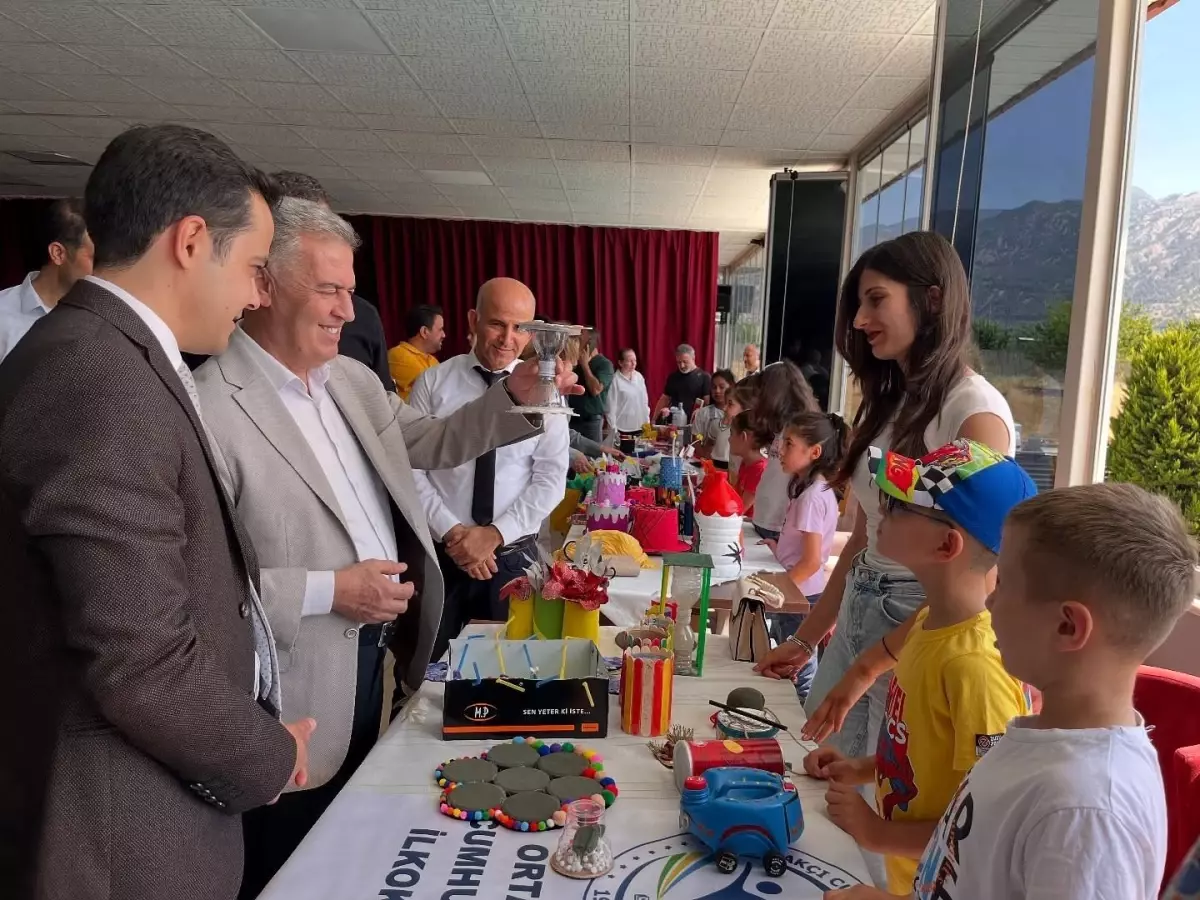 Buharkent'te Sıfır Atık Sergisi Açıldı