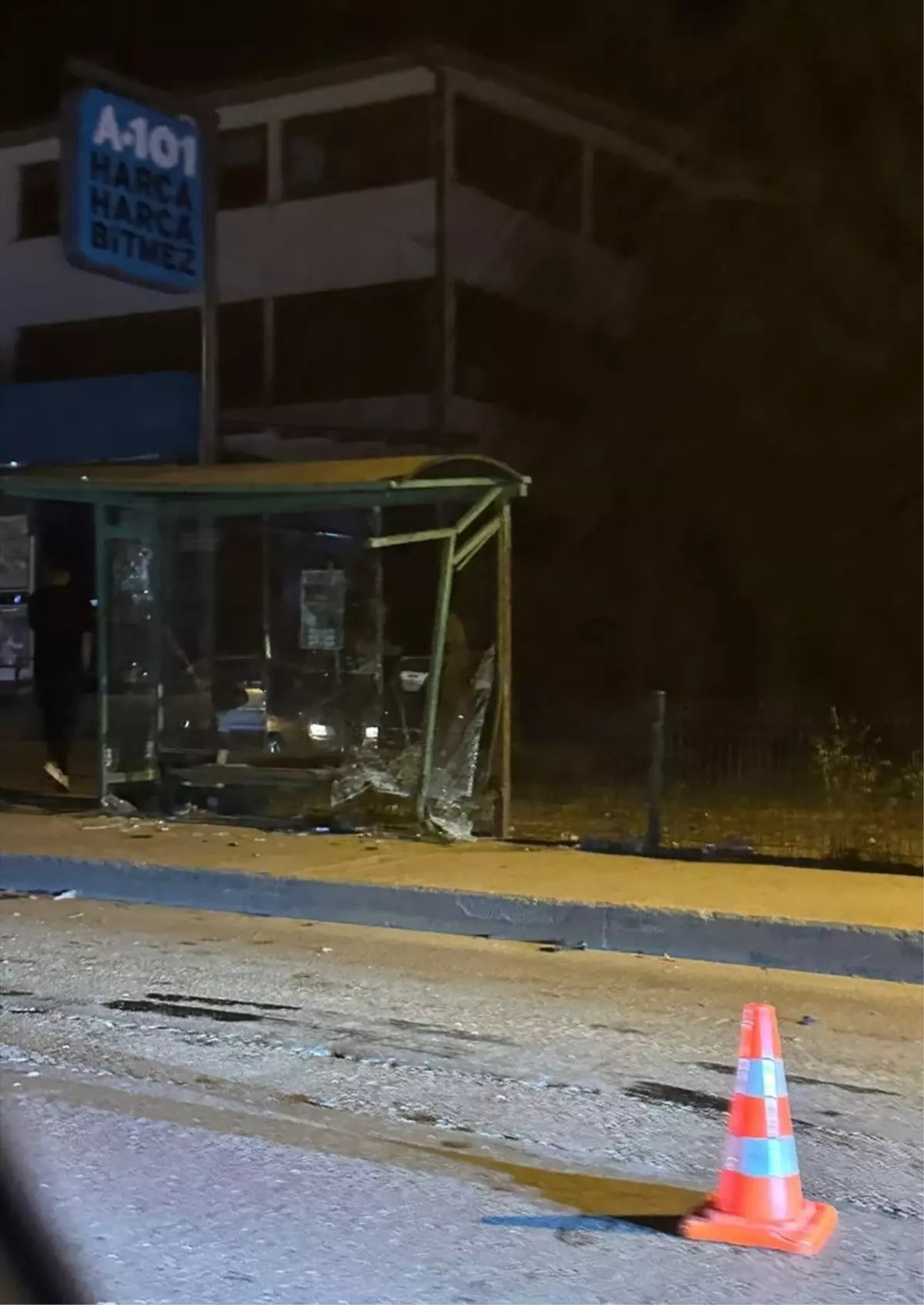 Akyazı'da Trafik Kazası: Motosiklet Sürücüsü Hayatını Kaybetti