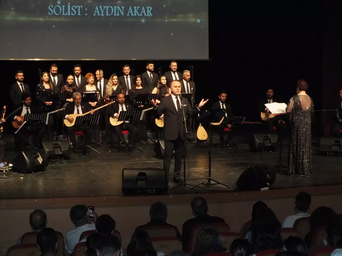 Sivas'ta 'Türkülerde Sevda' Konseri