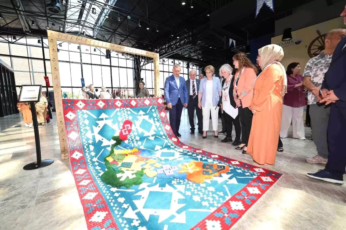 Kocaeli'de Marifetli Eller Festivali Açılışı Gerçekleşti