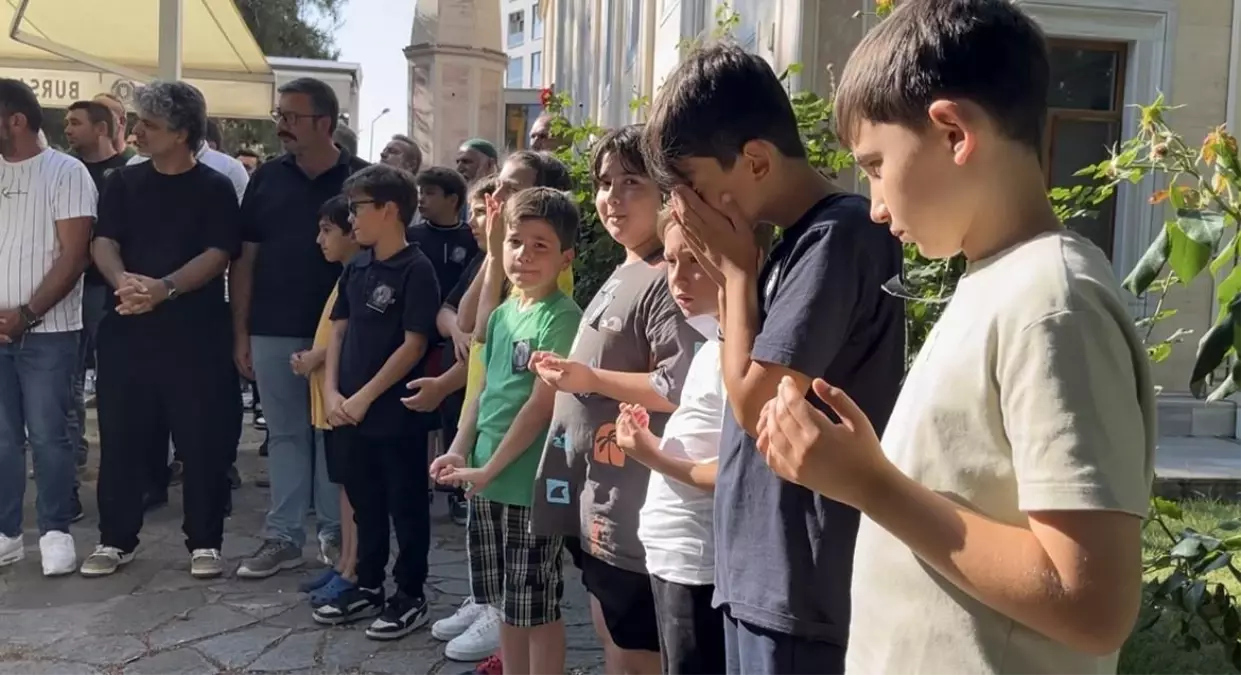 Bursa'da Öğretmen Karnesinde Fenalaşarak Hayatını Kaybetti