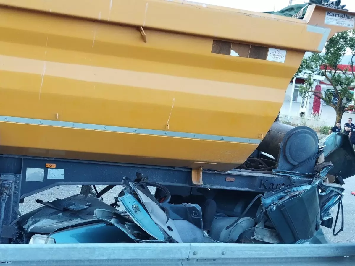 Bucak'ta Kaza: 1 Ölü, 1 Yaralı