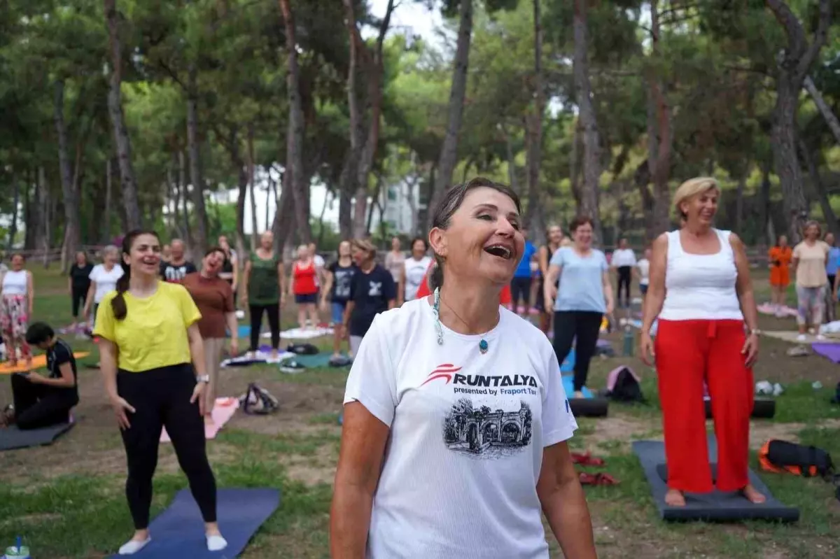 Konyaaltı Belediyesi, Dünya Müzik ve Yoga Günü'nde Unutulmaz Etkinlik Düzenledi