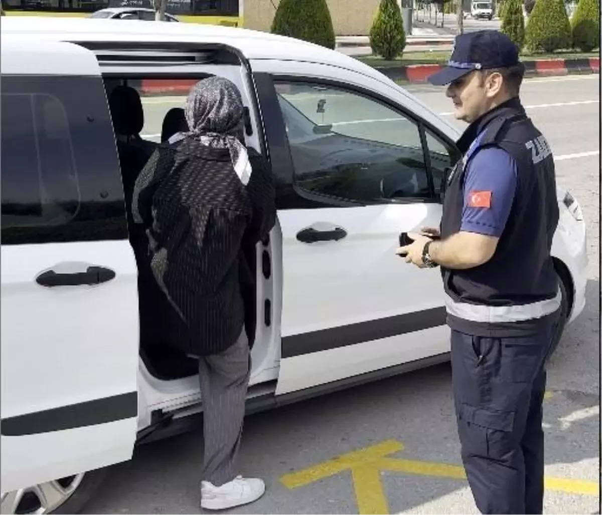 Zabıta Ekipleri YKS Adaylarının İmdadına Koştu
