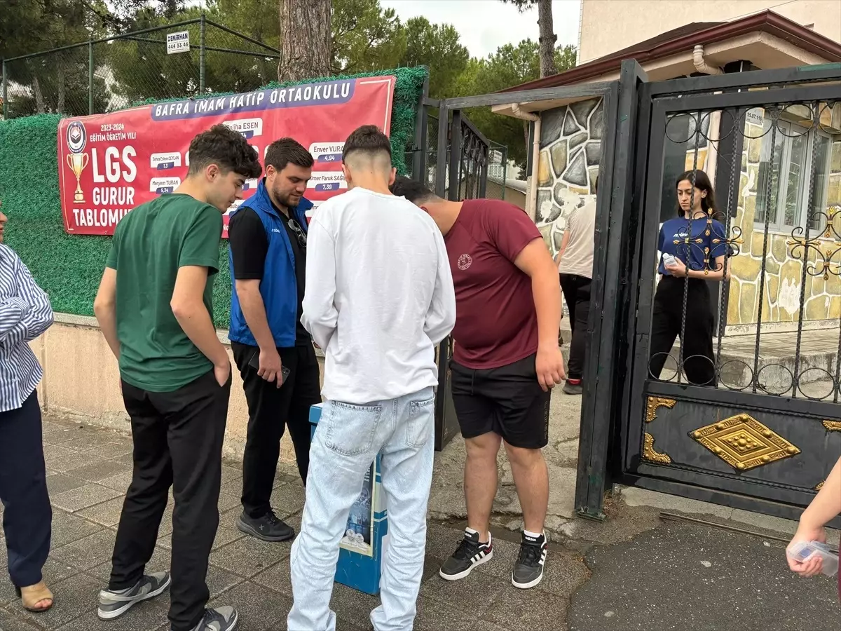 Bafra'dan Köy Okullarına Kalem Seti Yardımı