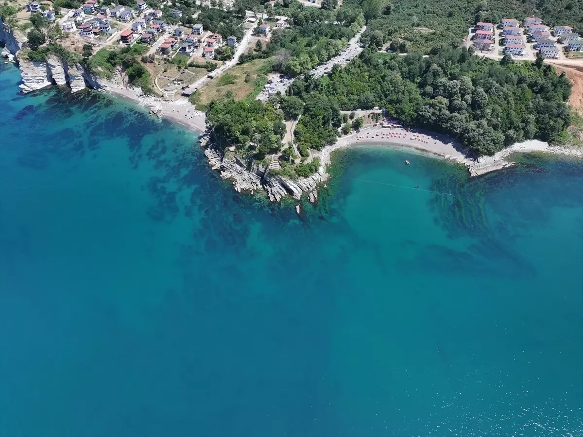 Ceneviz Kalesi Plajı'na Mavi Bayrak