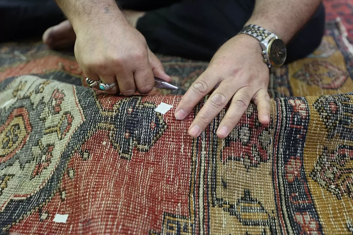 Halı Doktoru: Sabir İsmeti'nin Ustası Olduğu Sanat