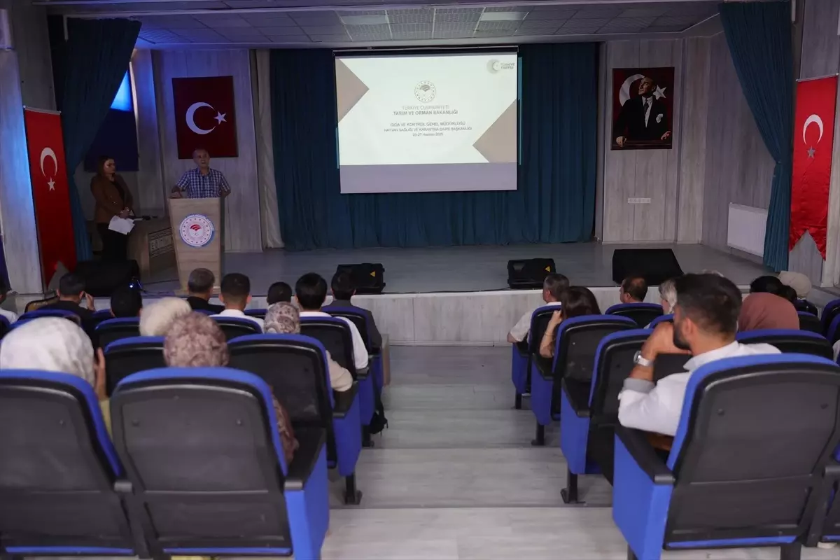 Hakkari'de Hayvan Hastalıkları Eğitimi