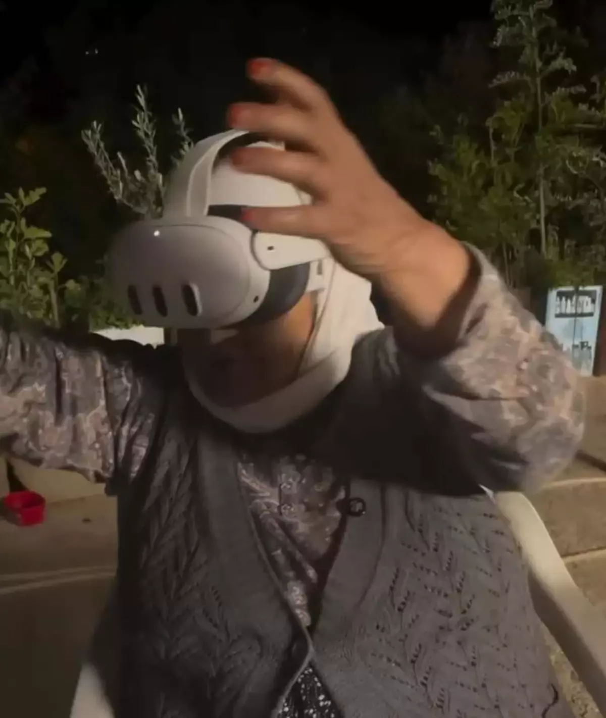 Hafize Nine'nin Sanal Gerçeklik Deneyimi