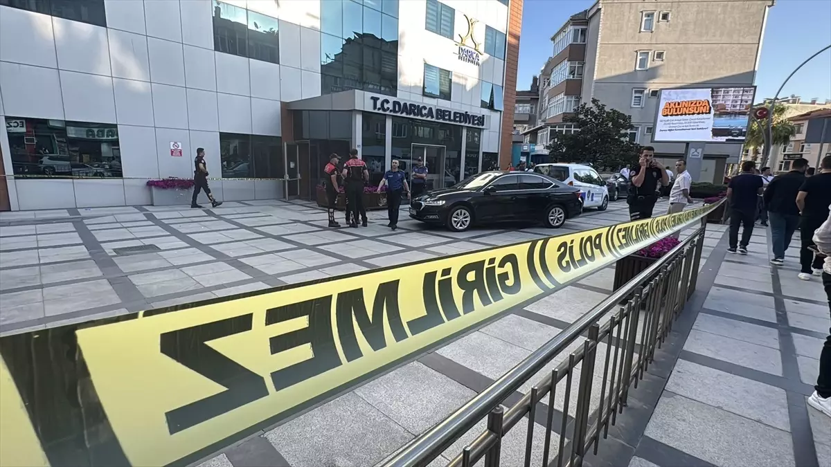 Darıca Belediye Başkanı Bıyık Yaralandı