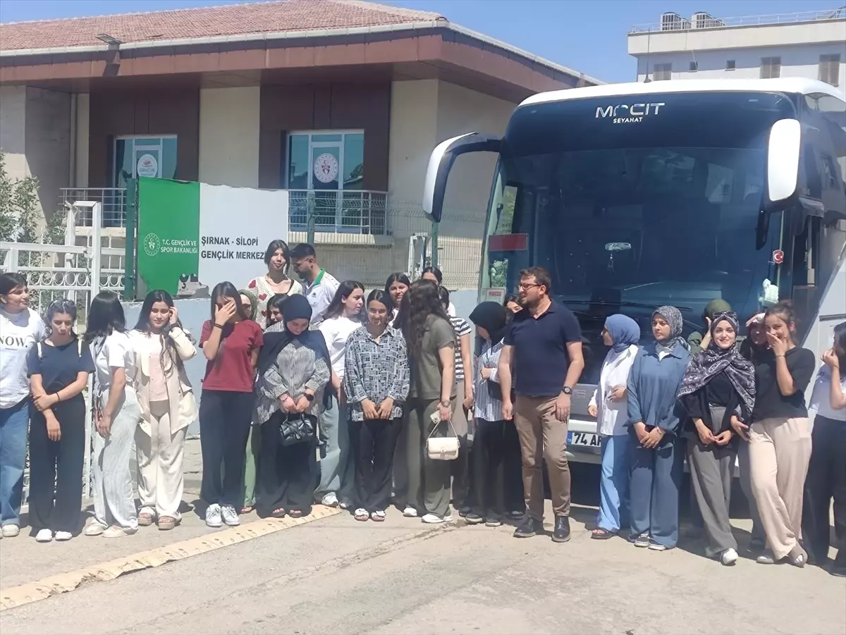 Şırnak Gençleri Çanakkale'ye Uğurlandı