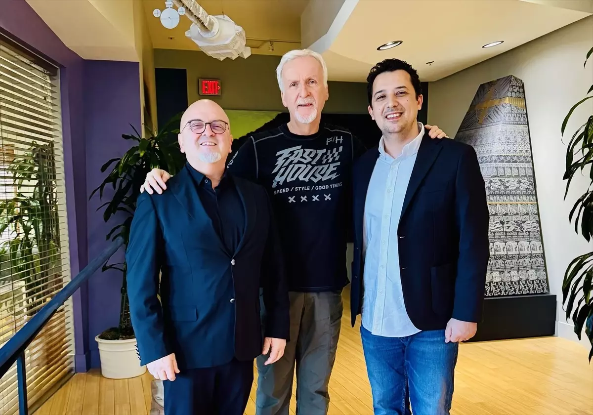 James Cameron'ın Eserleri İstanbul'da Sergileniyor