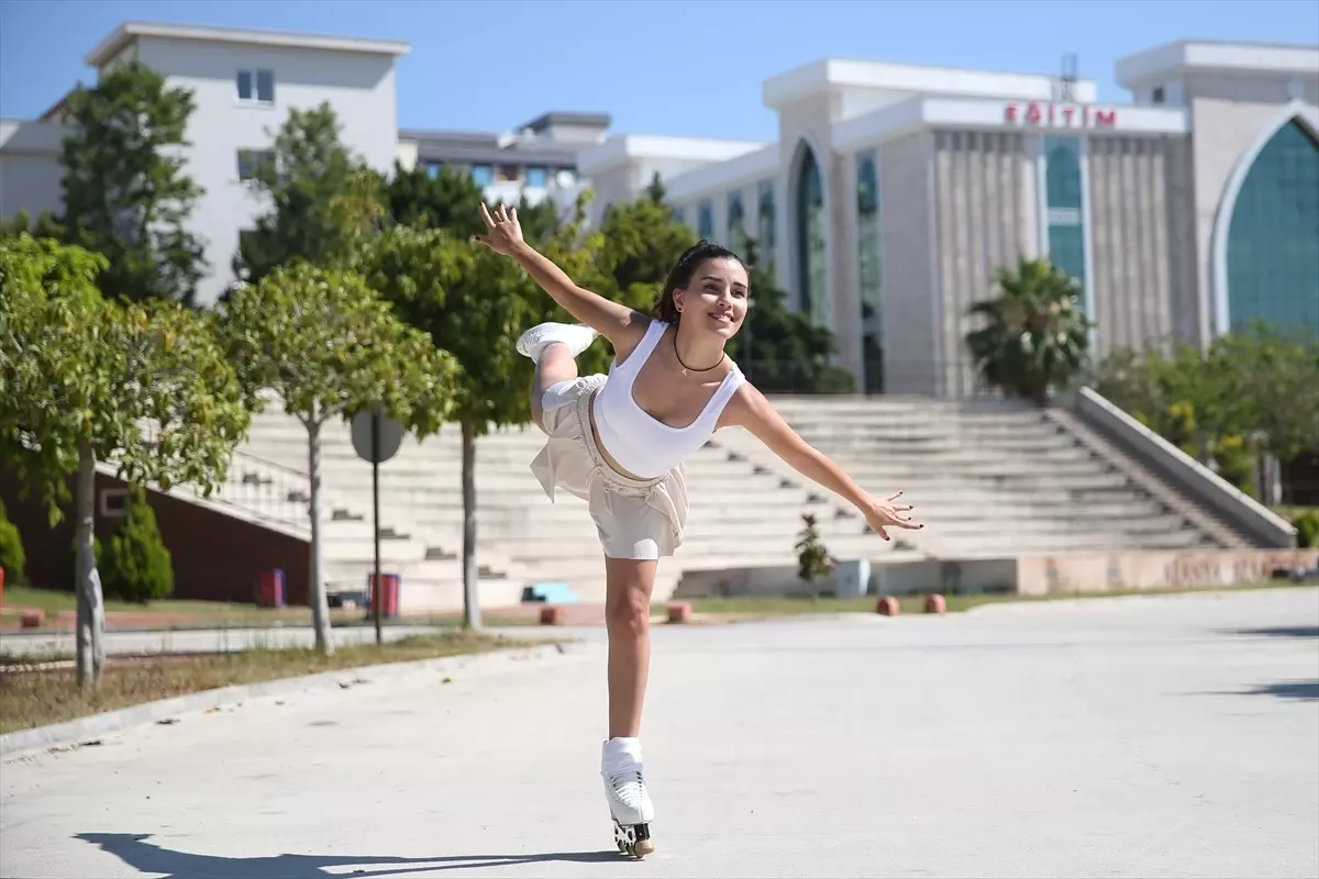 Gökçen Bahadır'dan Buz Pateninde Başarı