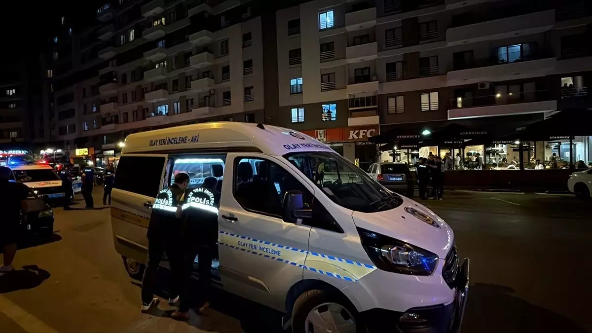 Çayırova'da Silahlı Saldırı: 20 Yaşındaki Genç Yaralandı