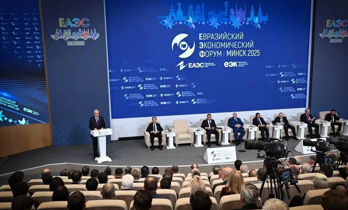 Tokayev'den AEB Ülkelerine Yapay Zeka Vurgusu